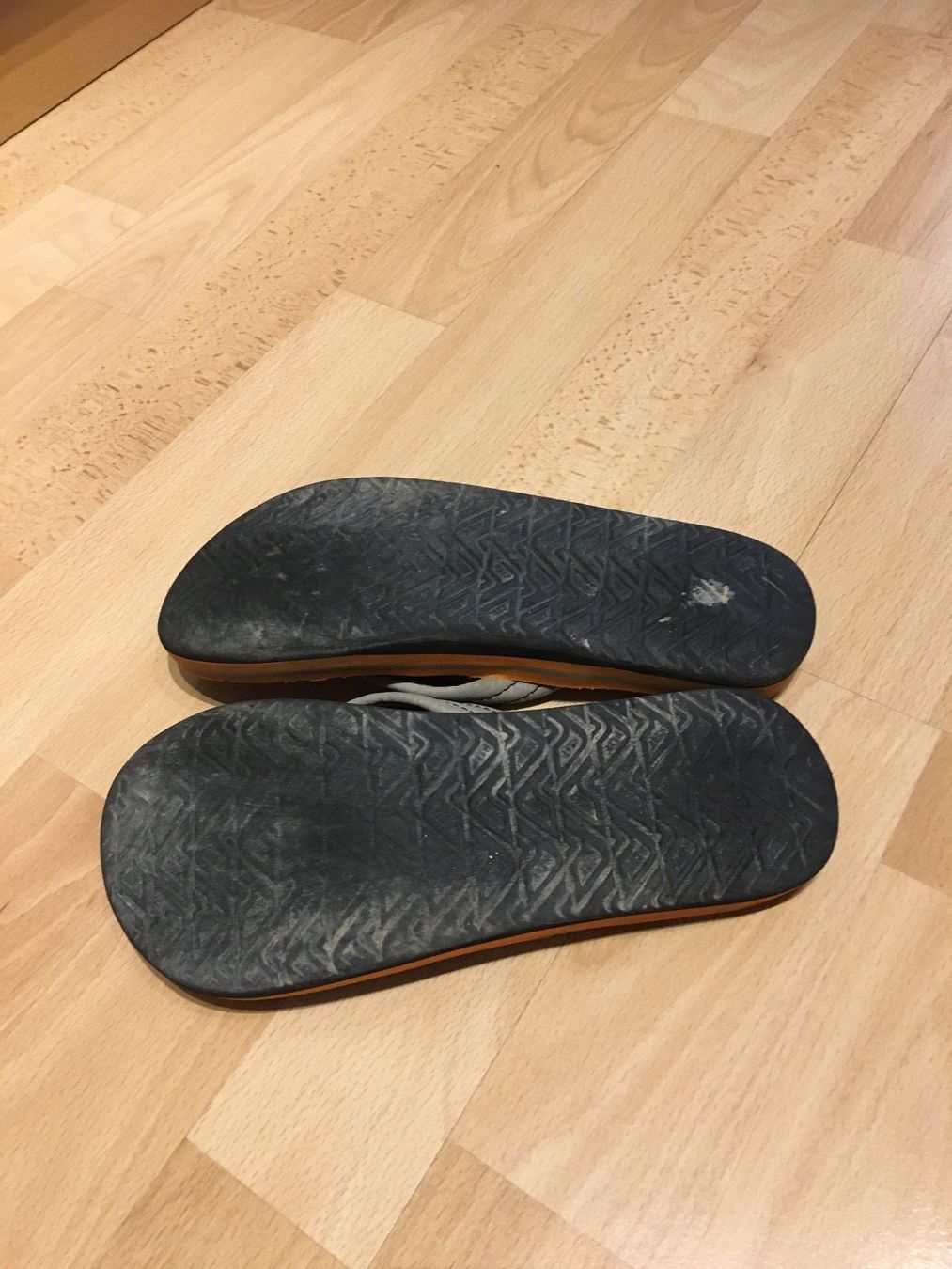 Scarpe per ragazzi: Flip-Flops REEF Gr. 4/5 ( ca. 35/36 ) – Usato da Uetendorf venduto da Gar_9pvy 3