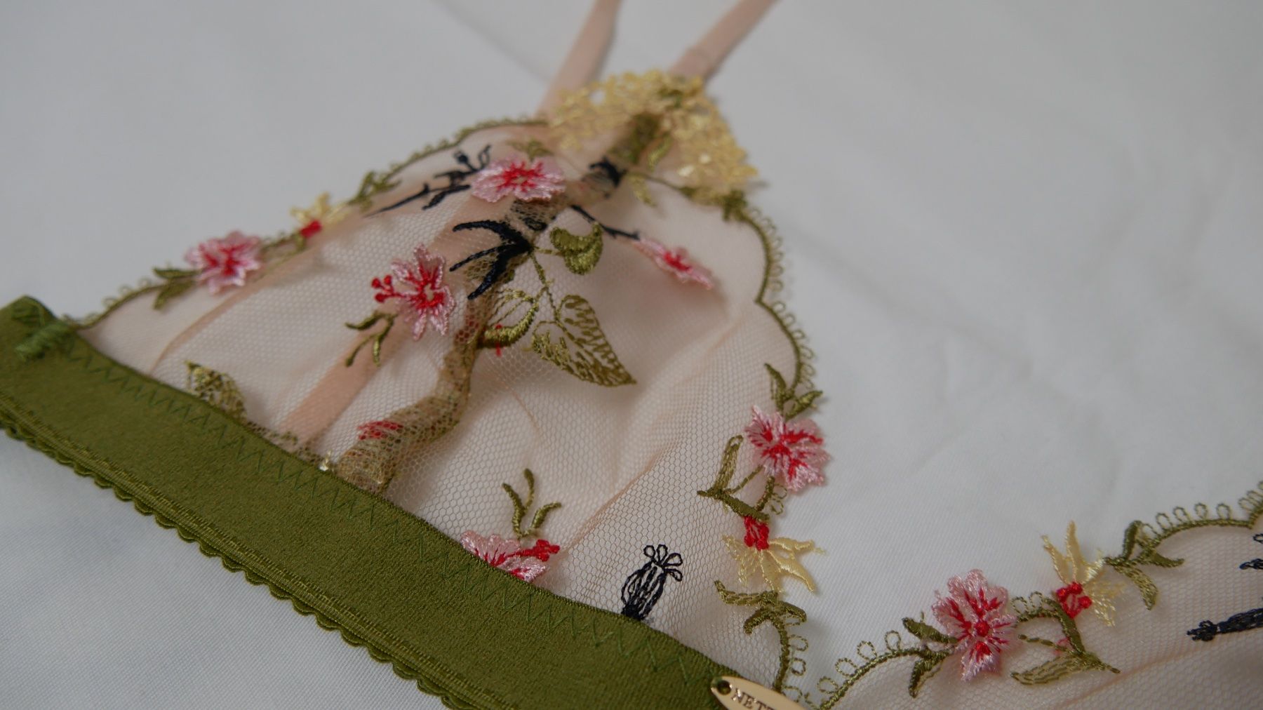 Altra biancheria intima: Nette Rose Bralette BH XS Luxus – Nuovo (secondo la descrizione) da Zürich venduto da julia_vina 2