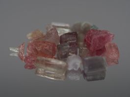 Ab 1CHF - Pink/Grey Tourmaline (Rohsteine) 5.0ct