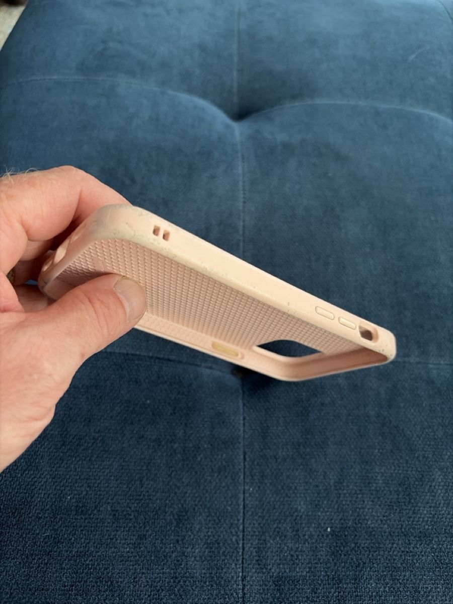 iDeal of Sweden Covers & Schutzfolien: iPhone 12 Pro Hüllen 3 Stk. – Gebraucht aus Oberglatt ZH von nad_xbr6 3
