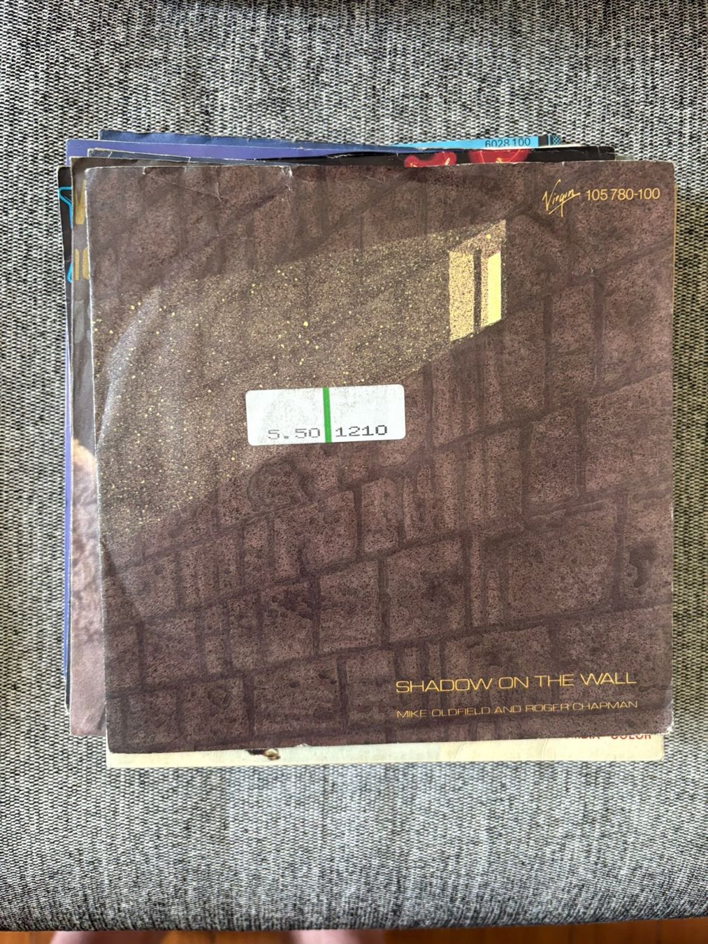 Dischi in vinile: Mike Oldfield - Shadow On The Wall – Usato da Zofingen venduto da Bigron