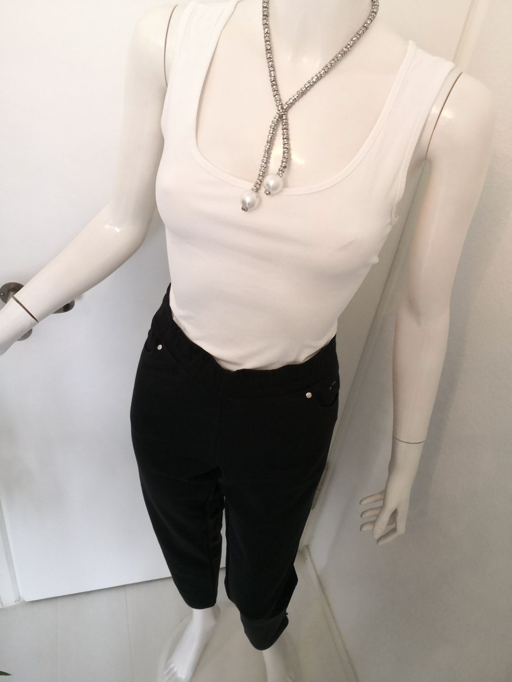 Top: 🤩TOP WEISS – Usato da Olten venduto da Naja-Twins-Twins 6