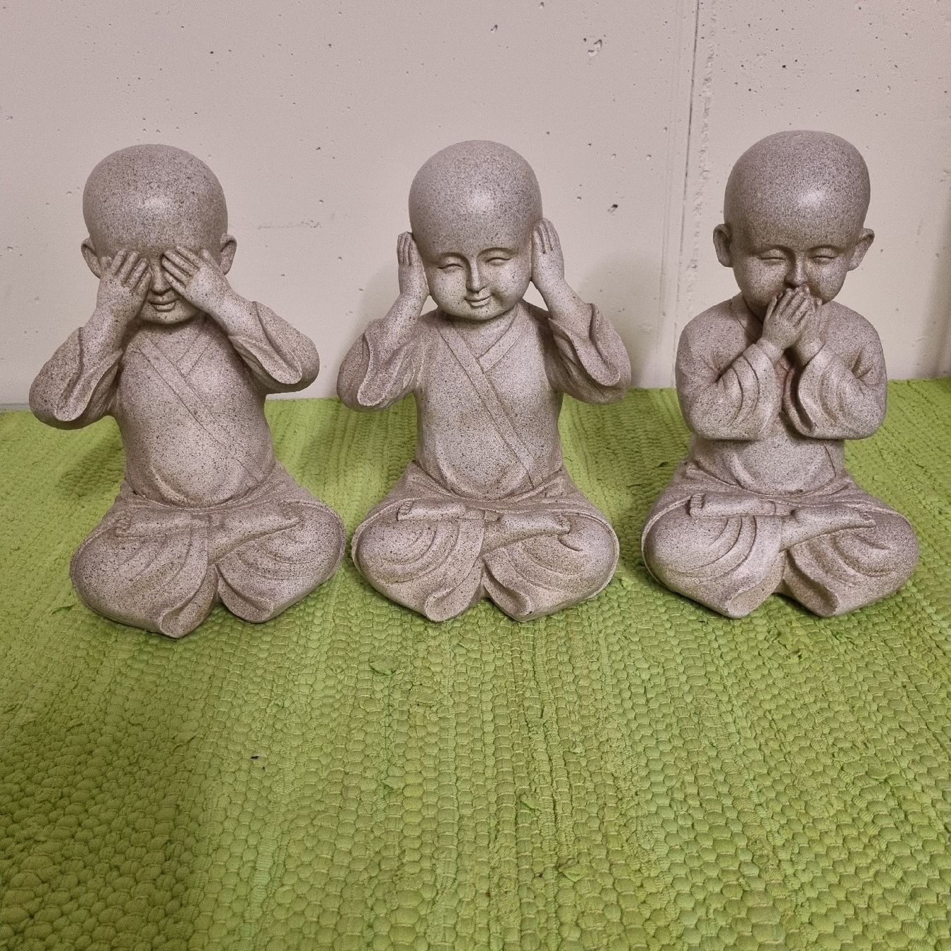 Statuette: drei Buddhas – Usato da Buchs AG venduto da alp_x87d