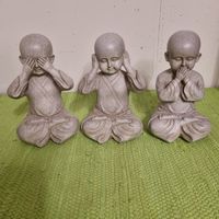 drei Buddhas