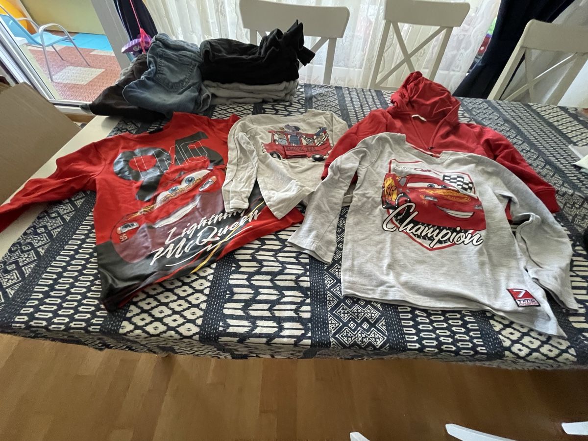 Lotti & Set di vestiti: Kinderkleidung Paket Jungen Grösse 110 – Usato da Trimbach venduto da rut_h9vk 2