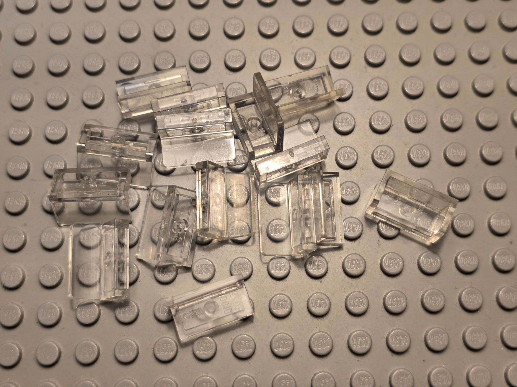 Lego Kit di costruzioni: Lego 16x Paneel (4865) transparent – Usato da Basel venduto da Swi-7621