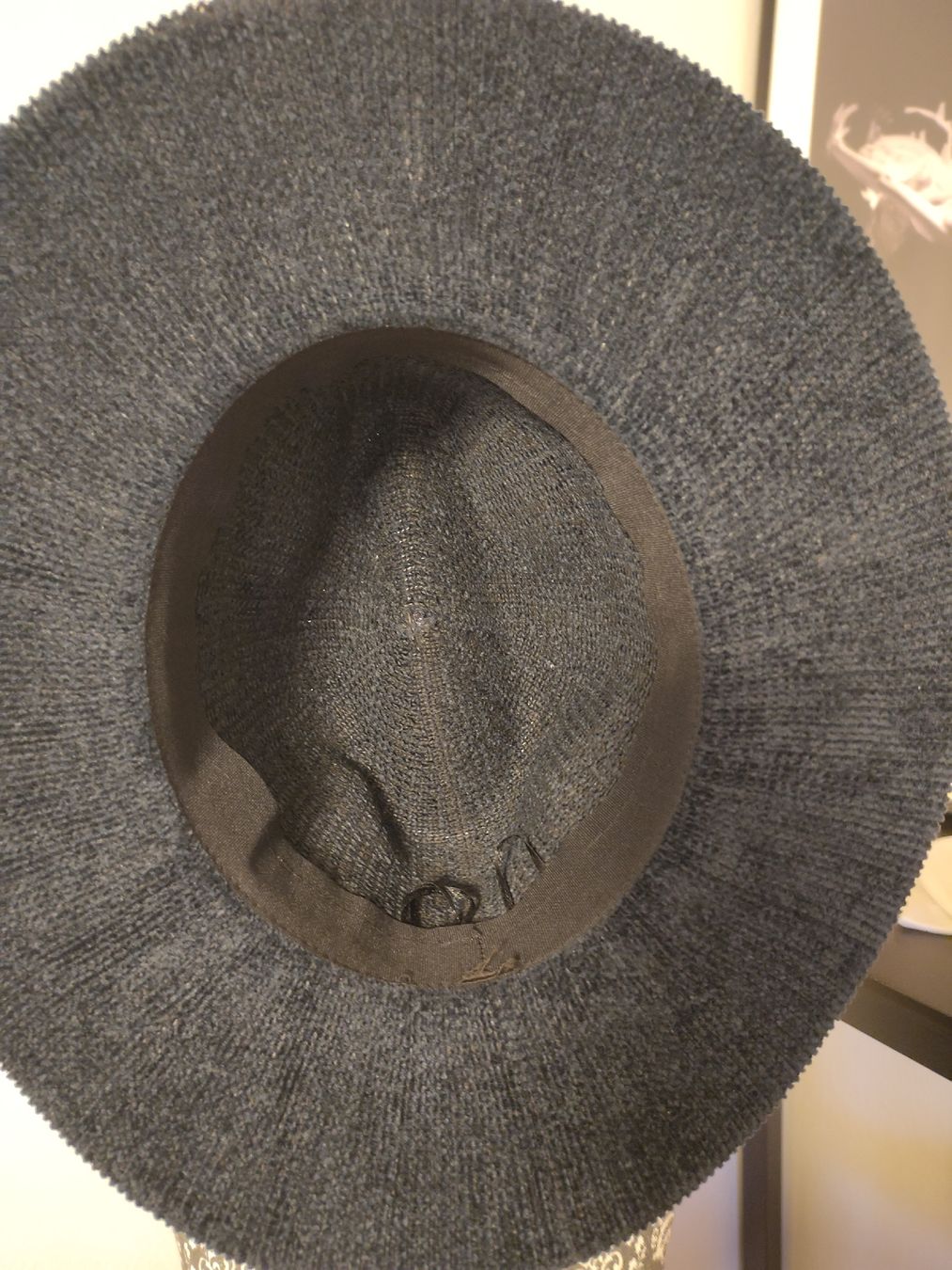 Copricapi, berretti & cappellini: Dunkelblauer Fedora Hut  – Nuovo (secondo la descrizione) da Zollikofen venduto da AliaRuna 2