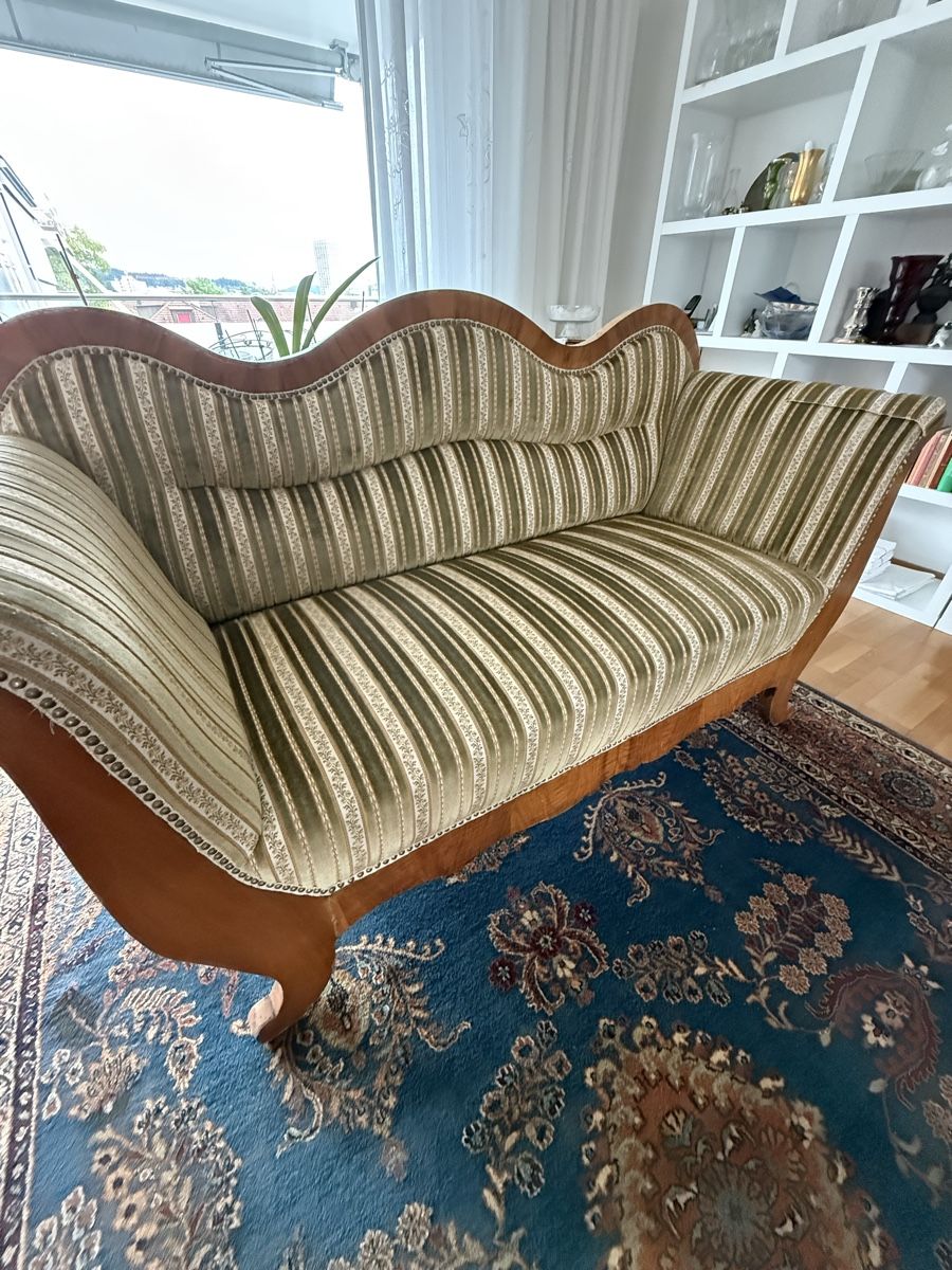 Divani: Antikes Sofa 2-Sitzer gestreift – Usato da Balterswil venduto da tadagmarsan