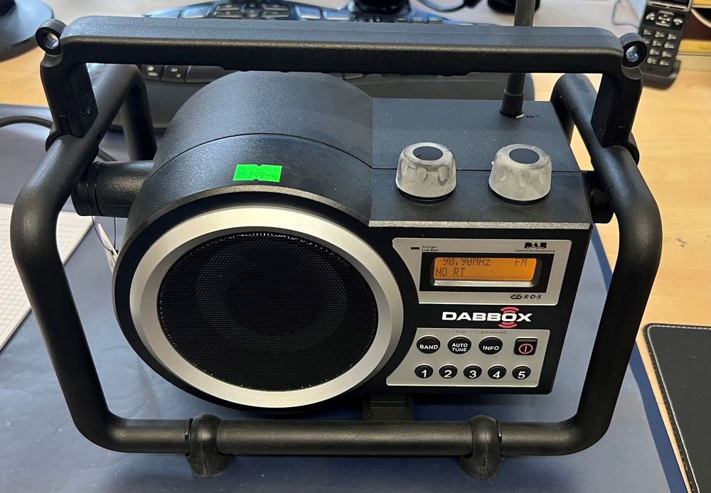 DABBOX Baustellen Radio UKW Empfang (Gebraucht) in Zürich für CHF 12 ...