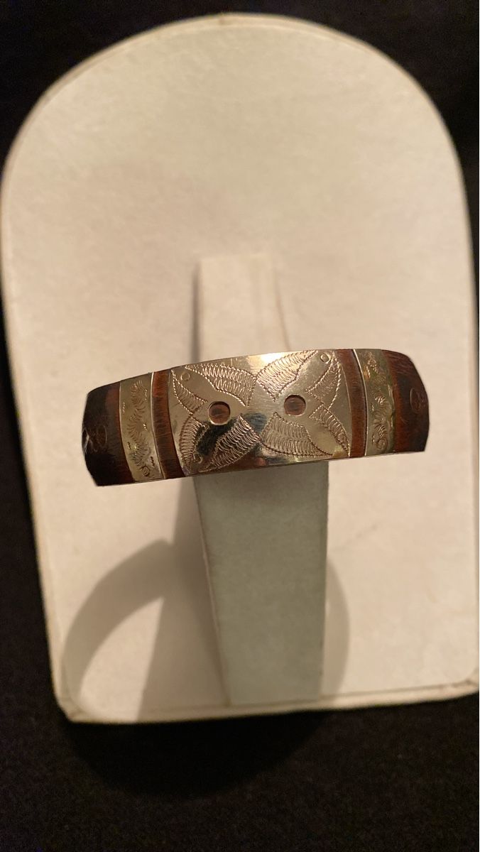 Armbänder & -reifen: Holz-Armreif mit Silbermuster, ein Hingucker im Sommer! – Gebraucht aus Dübendorf von cchiarello