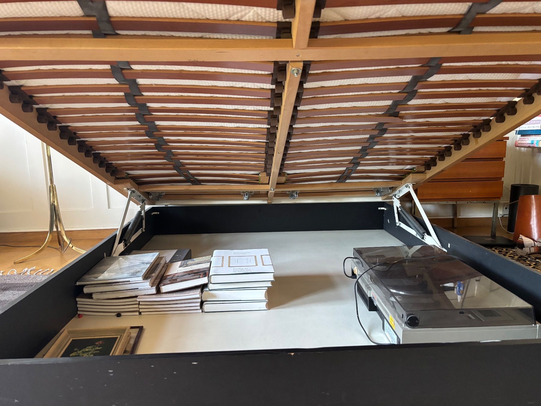 Lits: Bett 160cm mit Stauraum – D'occasion à Winterthur par fbernhart 3