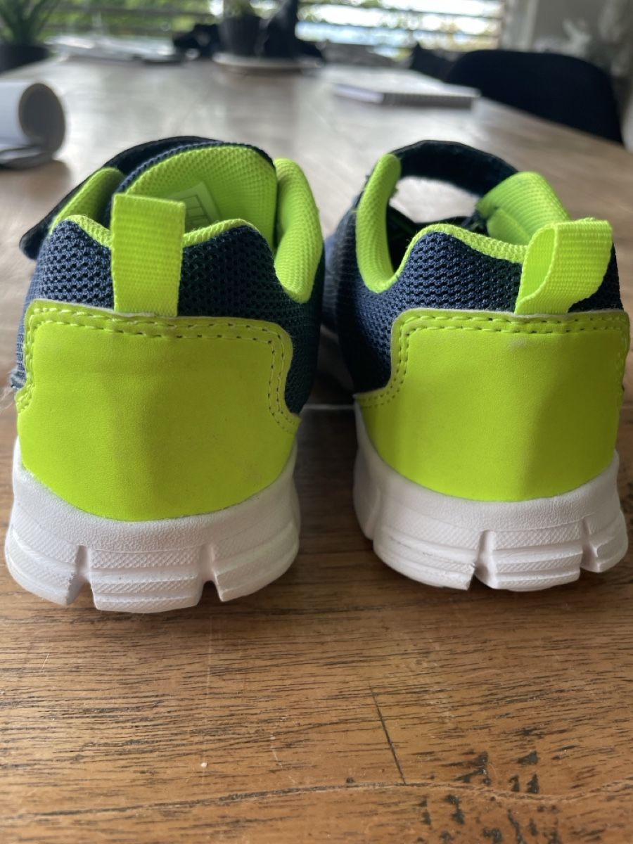 Chaussures garçon: VTy Sneaker – D'occasion à Heiligenschwendi par Mike73 4