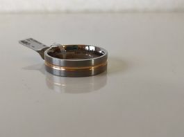 Ring 18K & Titanium, sehr schön, neu VP 480.- / hier 240.- !