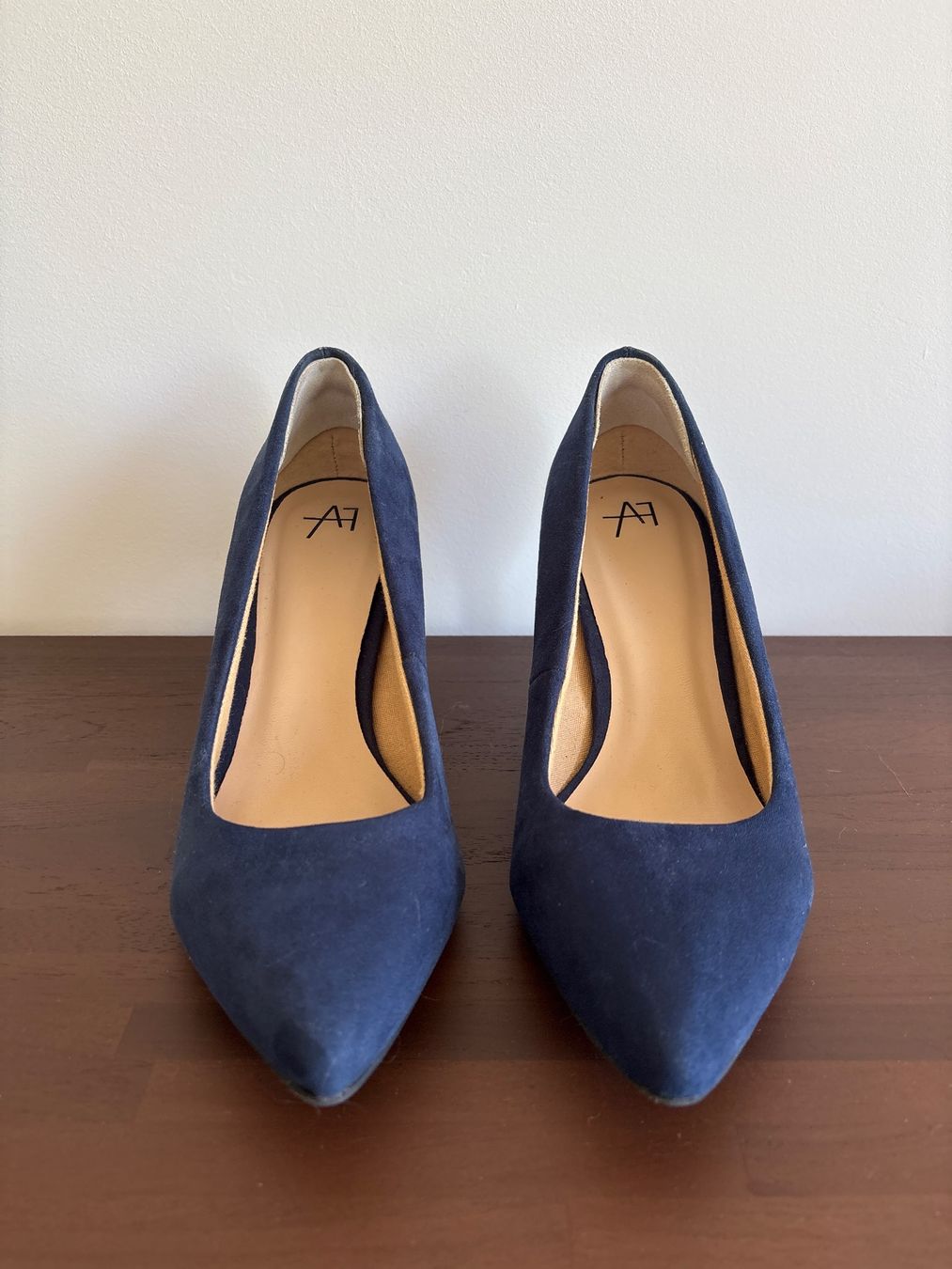 Damenschuhe: Absatzschuh Blau Wildleder Gr. 38 – Gebraucht aus Zürich von cha_jz8q