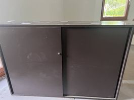 Lista Aktenschrank aus Metall