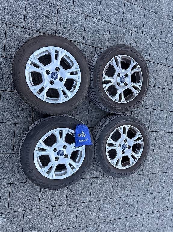 Automobili: Ford B-Max 1.0 EcoBoost Titanium – Usato da Horriwil venduto da ArjunaBali 2