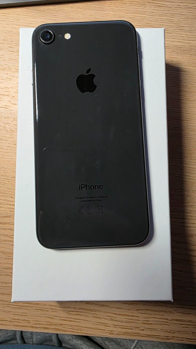Apple Telefoni cellulari / Smartphones: IPhone 8 64GB Space Grey – Usato da Attalens venduto da Mishanya 1