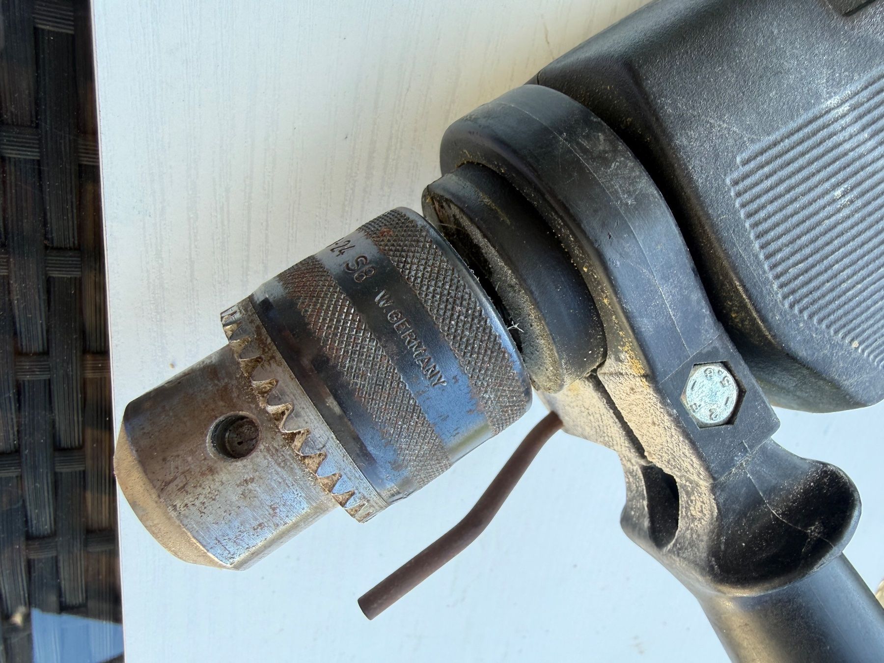 Trapani: Perceuse à percussion Black & Decker vintage – Usato da Denges venduto da peumens 7