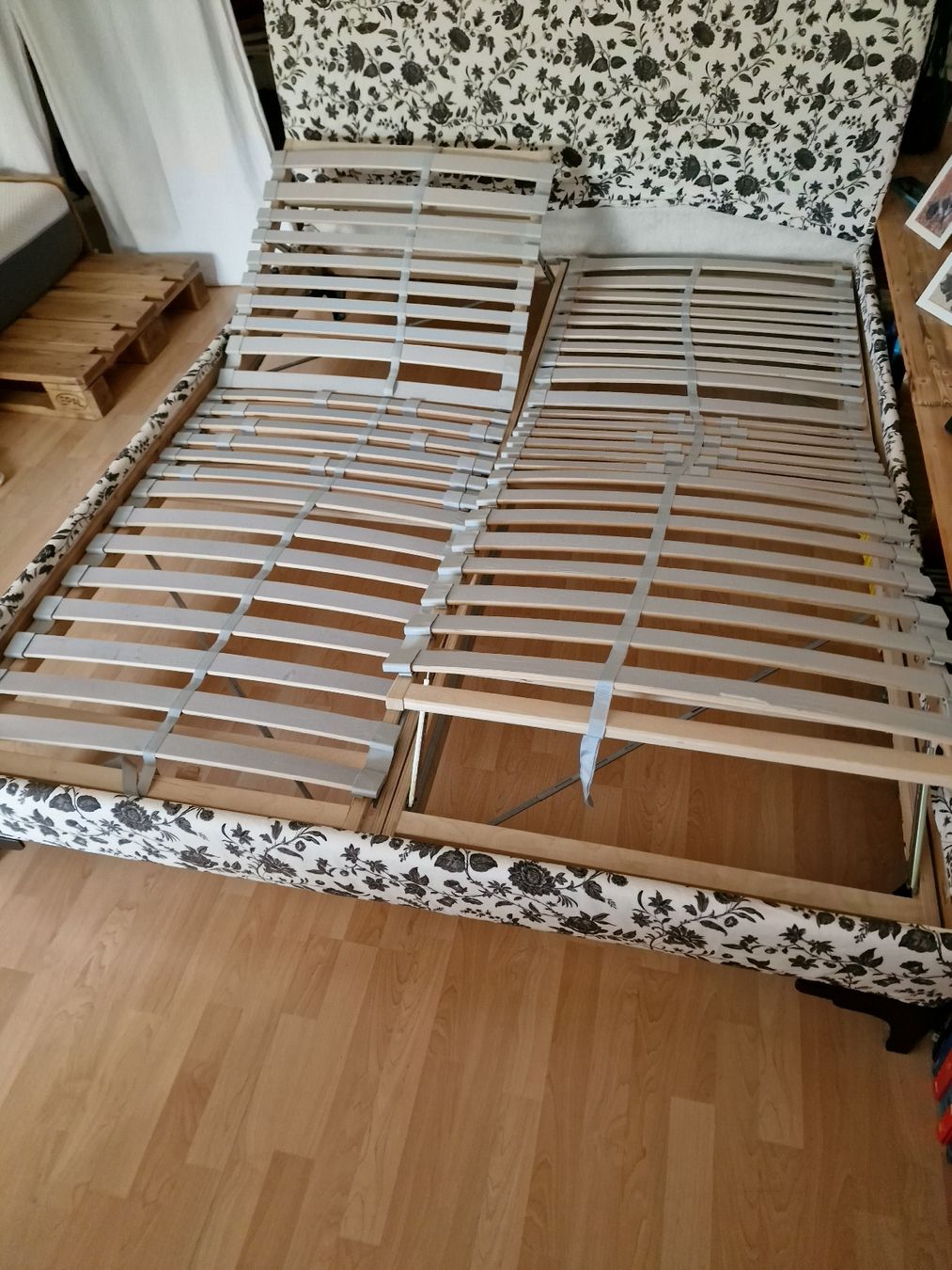 Letti: Bett 160 x 200 inkl.Lattenrost – Usato da Kloten venduto da akibagster