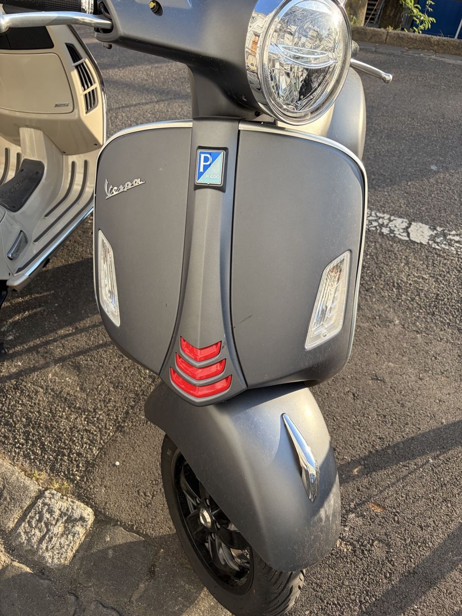 Vespa Scooter: Vespa GTS 300 Super Sport – Usato da Basel venduto da Skrimi 4