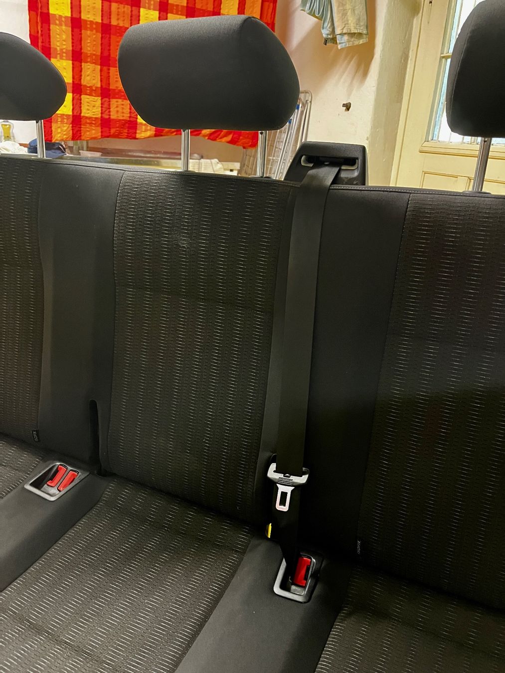 Alle Autoersatzteile: VW T6 Sitzbank – Gebraucht aus Luzern von ejstu 2