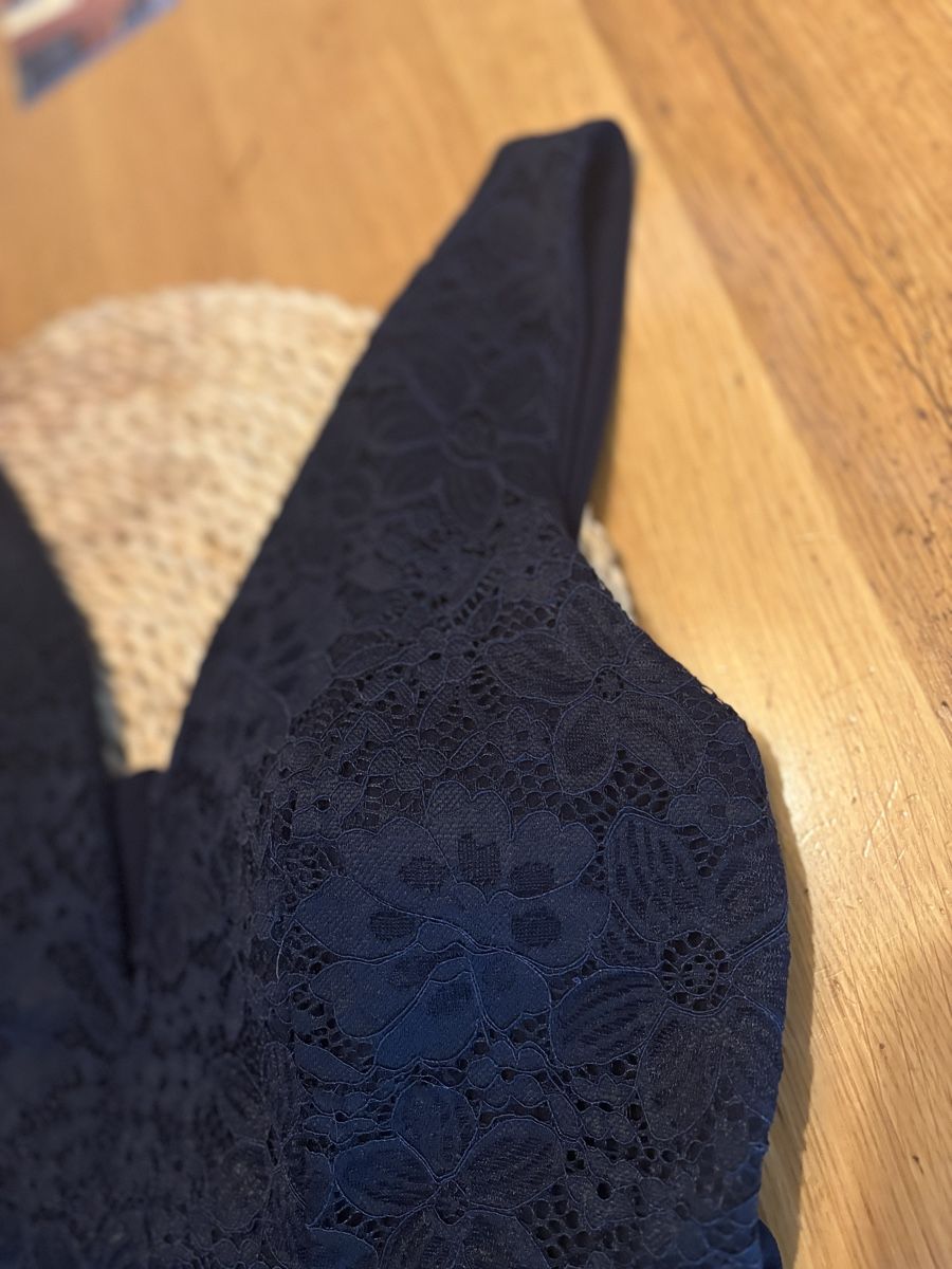 Wal G. Robes: Robe WalG Petite taille M – D'occasion à Attalens par Skorpionica 2