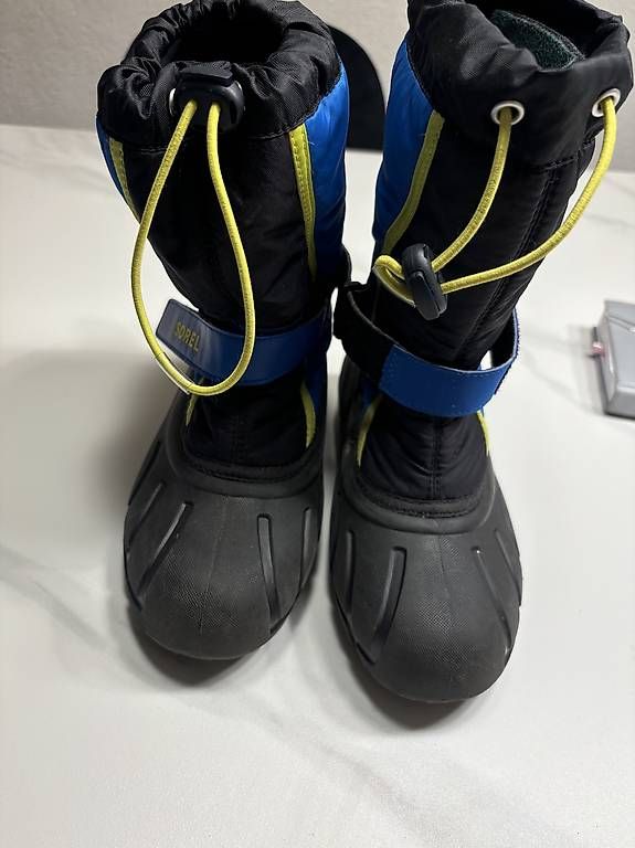 Sorel Schuhe für Jungen: Sorel Winterschuhe – Gebraucht aus Matten b. Interl von pimkie84 1