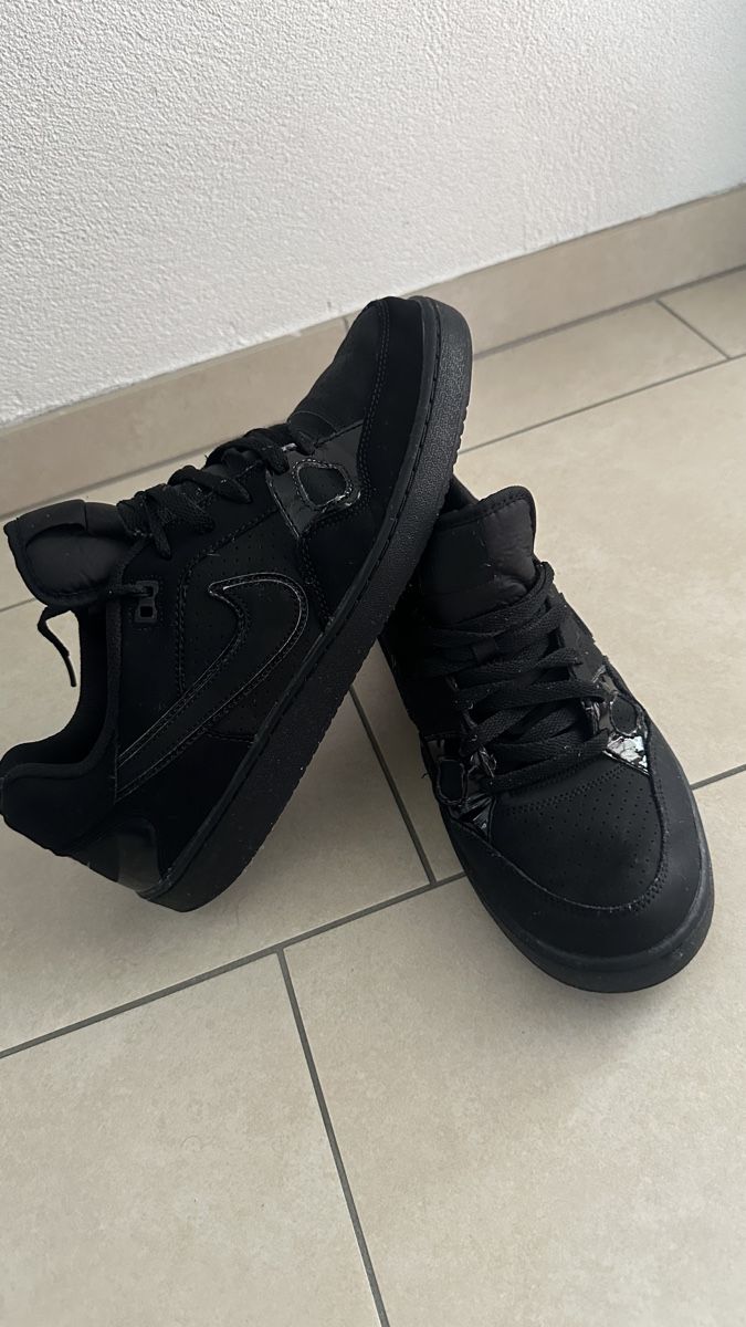 Nike Scarpe da uomo: 2x Nike Schuhe  – Usato da niederurnen venduto da AndreT91 3