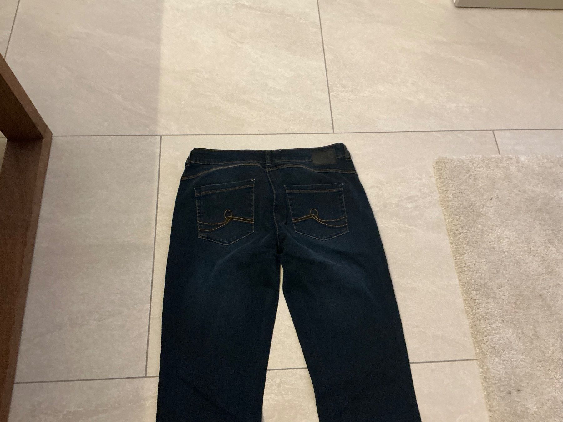 Cecil Jeans: Cecil Jeans, Gr.33 Dunkelblau – Usato da Würenlos venduto da sweety5436 3
