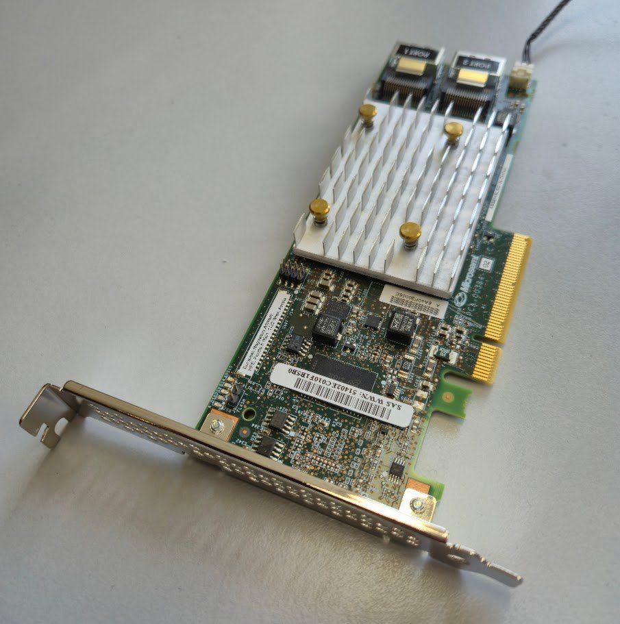 Hewlett Packard Server: HPE Smart Array P408i-p 2GB Gen10 RAID Controller 836269-001 – Usato da Eglisau venduto da Hpa1