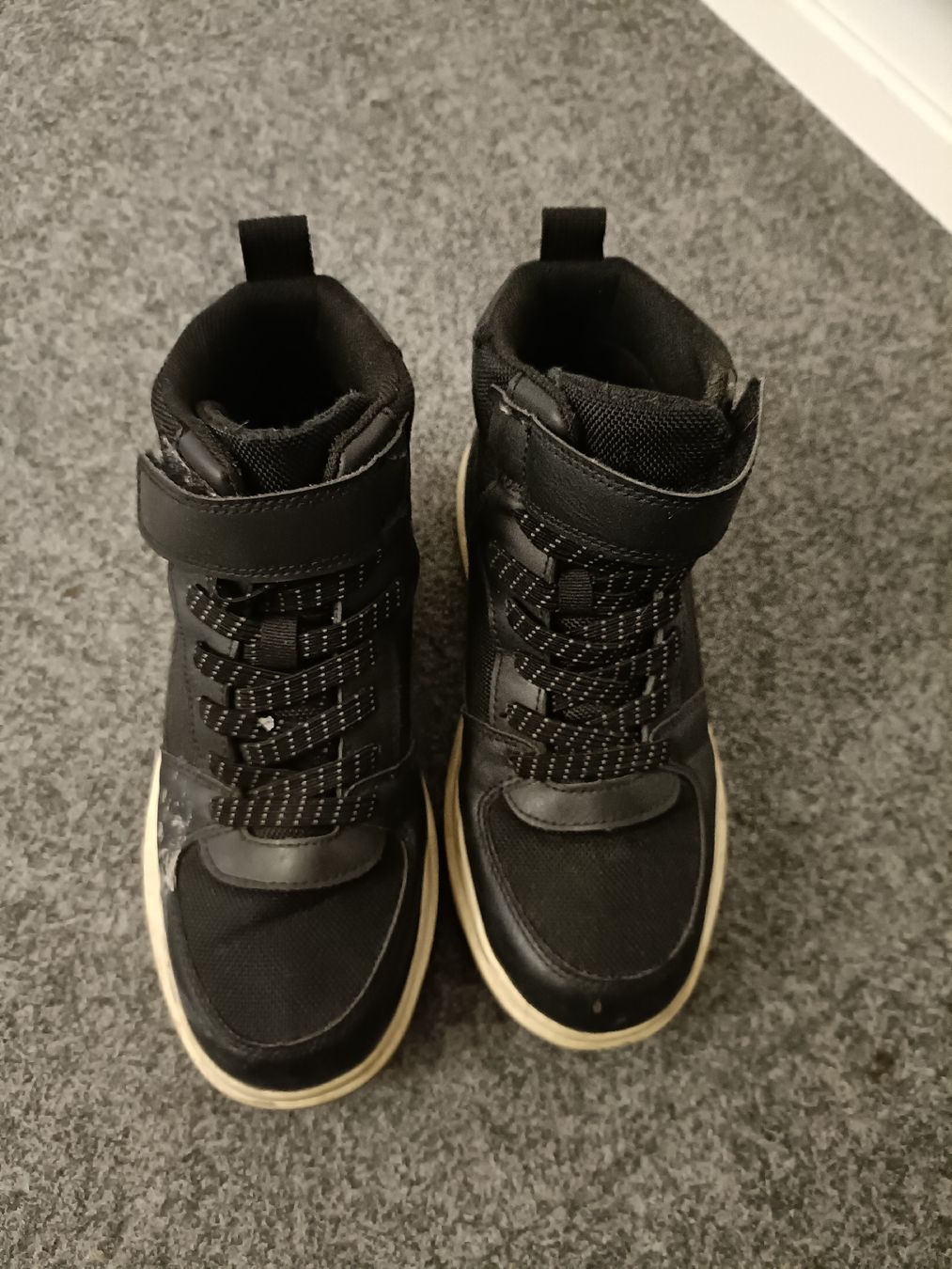 Schuhe für Jungen: Kinder Schuhe schwarz Grösse 34 – Gebraucht aus Bergdietikon von Bico01 1