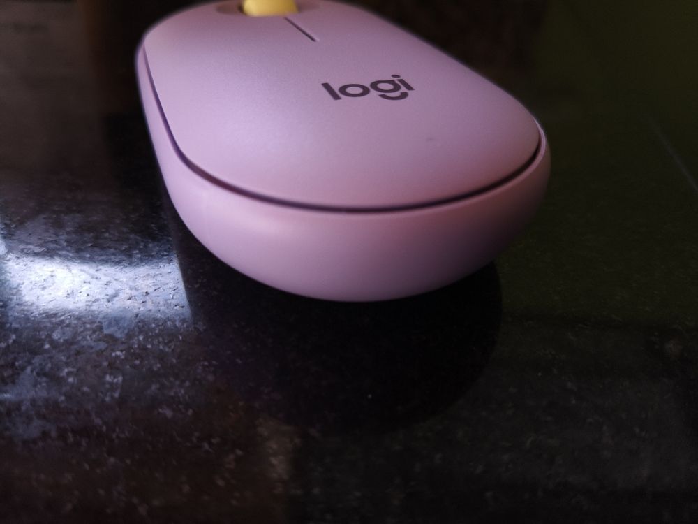 Logitech Pebble M350 Wireless Mouse - fast neu (Nuovo (secondo la ...