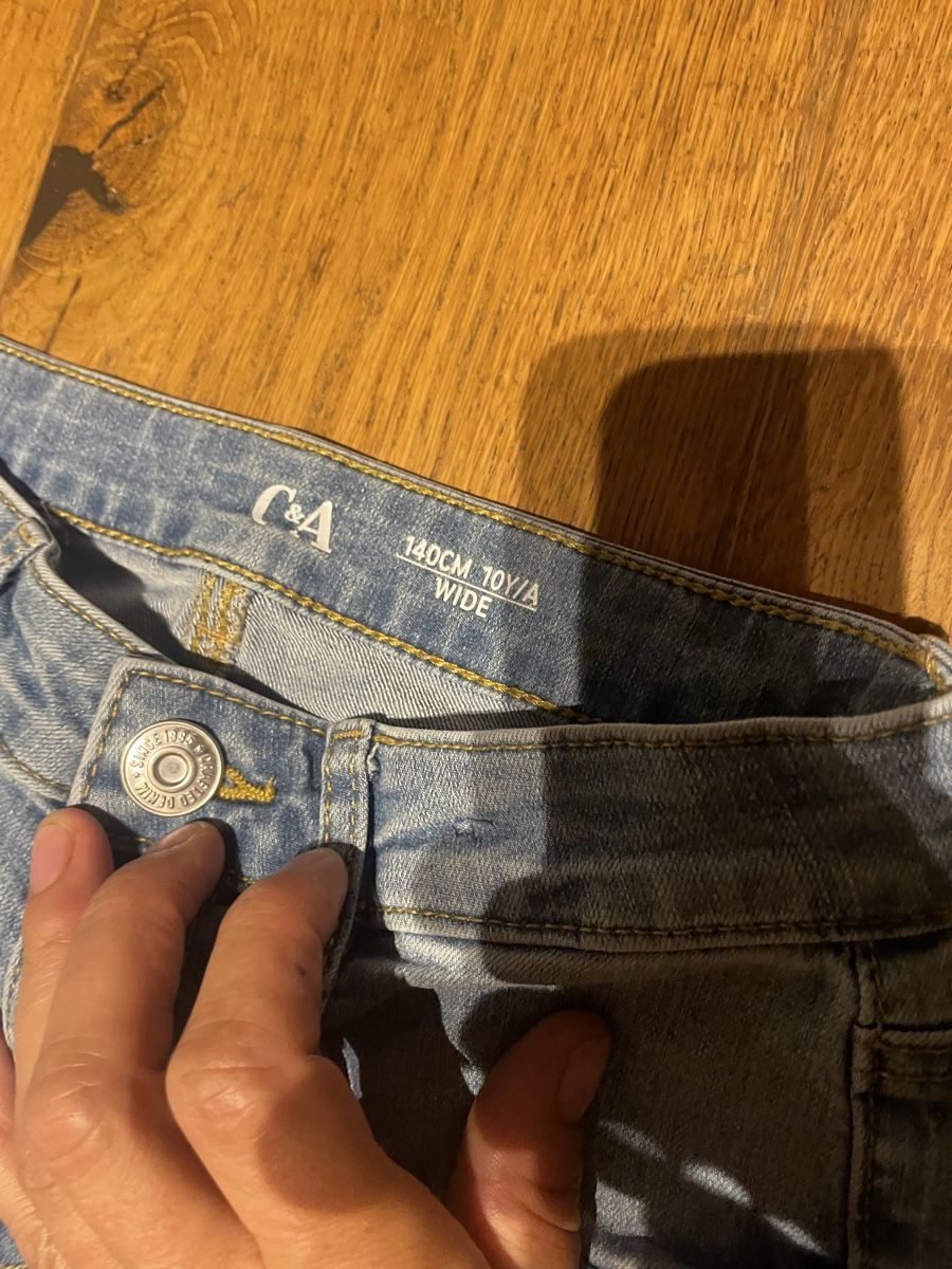 Pantaloni: Jeans Wide Leg gr. 140 – Usato da Recherswil venduto da grafics 2