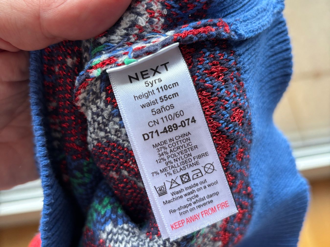 Next Pulls et sweat-shirts: Next Weihnachtspullover Gr 110 – D'occasion à Brugg AG par tsannen 3