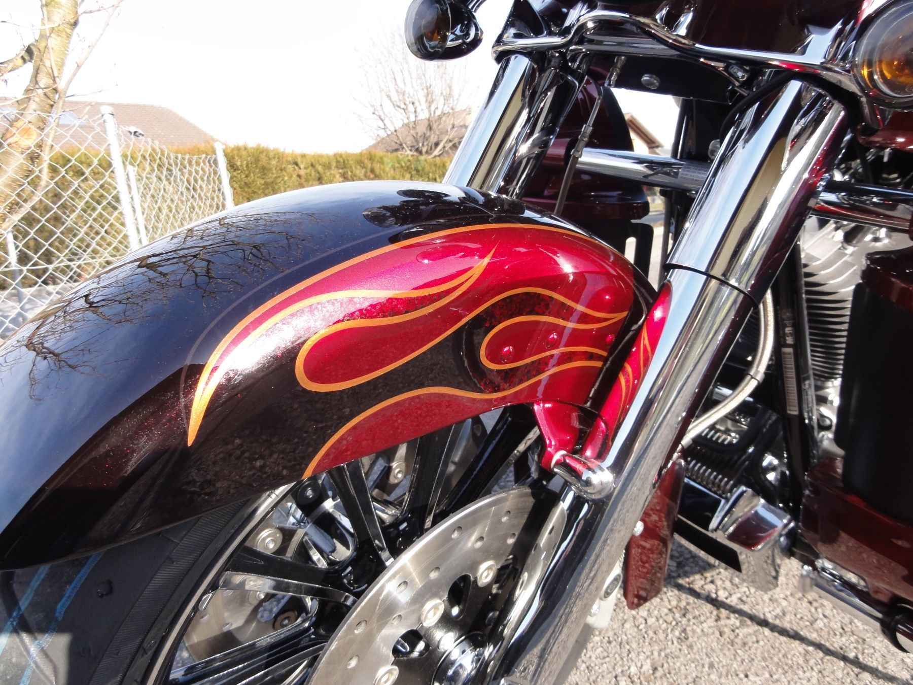 Harley-Davidson Touring: HARLEY-DAVIDSON FLHTCUSE6 Electra Glide Ultra Classic CVO – Usato da Collombey venduto da Cryptoface 3