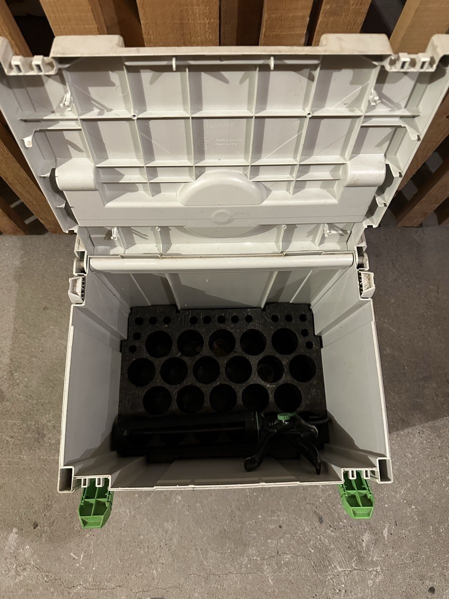 Casse di trasporto: Festool Systainer mit Kartuschenpresse und Einlage – Usato da St. Gallen venduto da 987JDBA 2