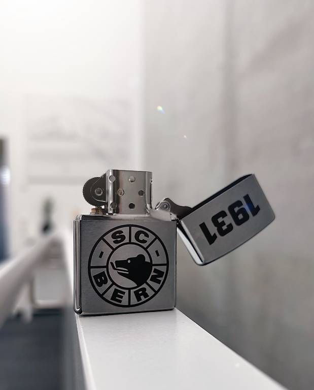 Accendini: SCB Fan-Feuerzeug ZIPPO – Usato da Rickenbach ZH venduto da Pumba_500 1