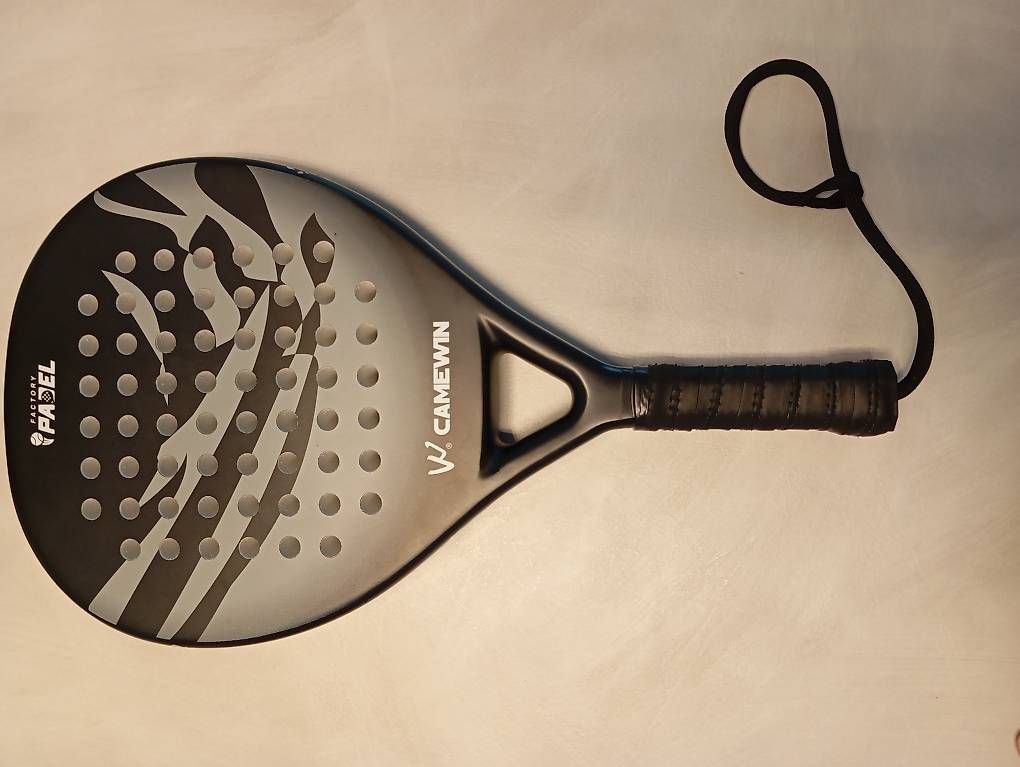 Racchette: Vendo racchetta da padel Camewn – Usato da Pambio-Noranco venduto da sam_5ggb