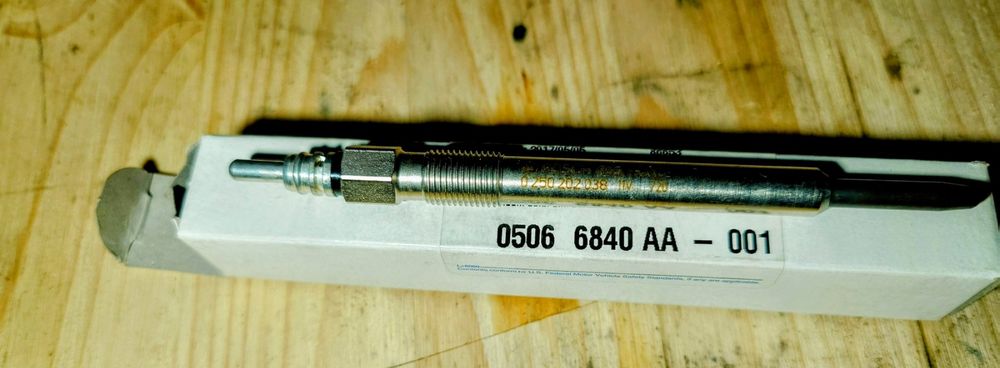 Bosch Alle Autoersatzteile: Glühkerze Mopar 05066840 AA / BOSCH 0 250 202 038 – Neu und originalverpackt aus Worben von Hugo32