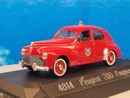Peugeot 203 Feuerwehr 1:43