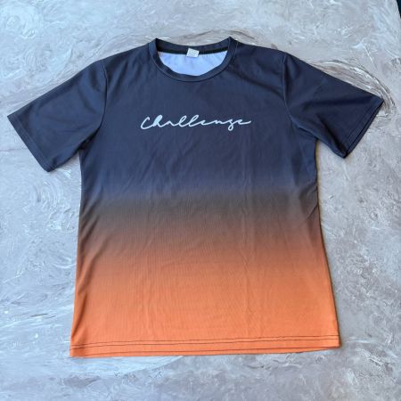 T-shirt sport dégradé bleu/orange 'Challenge'