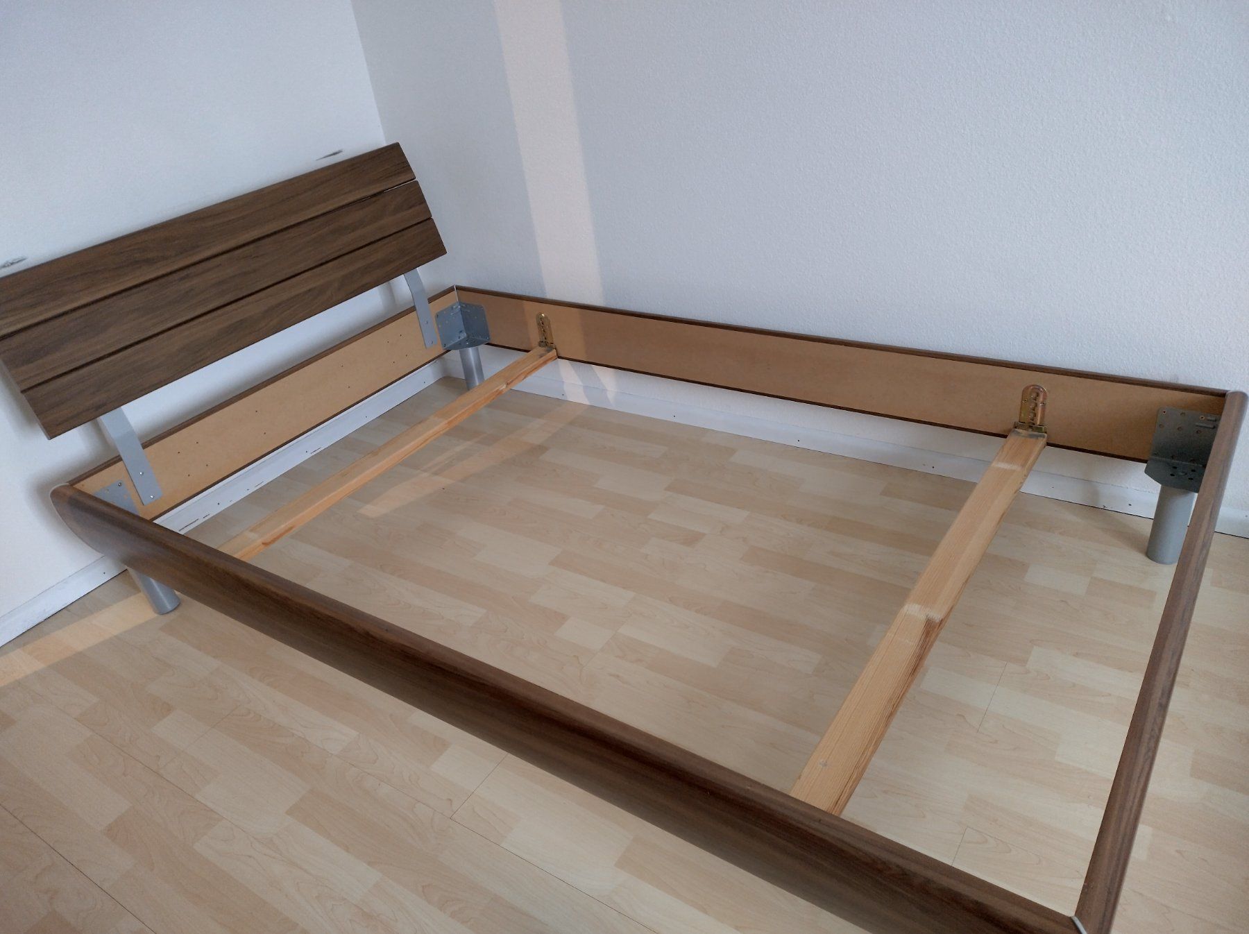 Betten: BETTGESTELL 120 x 200 cm – Gebraucht aus Oberwil BL von Fgquerschleeger 1