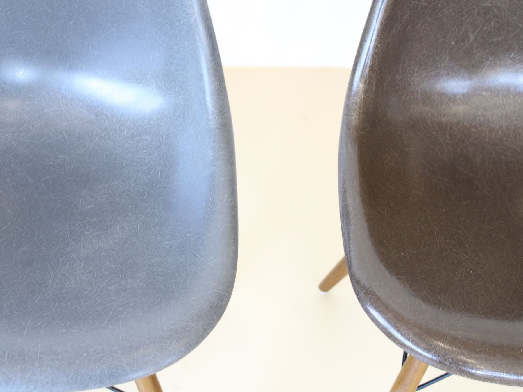 Herman Miller Stühle: Eames Fiberglas Stühle, Hermann Miller – Gebraucht aus Meinisberg von atelier_TILIJA 4