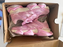 New Balance 9060 Pink Overdye 41,5