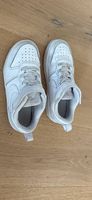 Nike Turnschuhe weiss Gr. 28.5