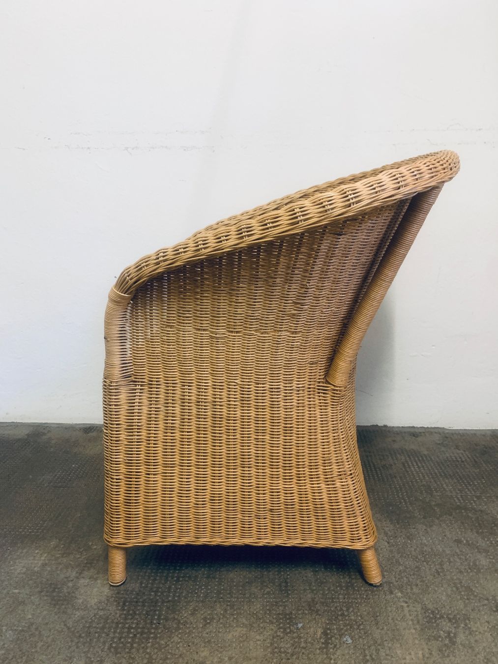Sessel: Korbstuhl (Rattan) – Gebraucht aus Bern von Flora.Sonea 1