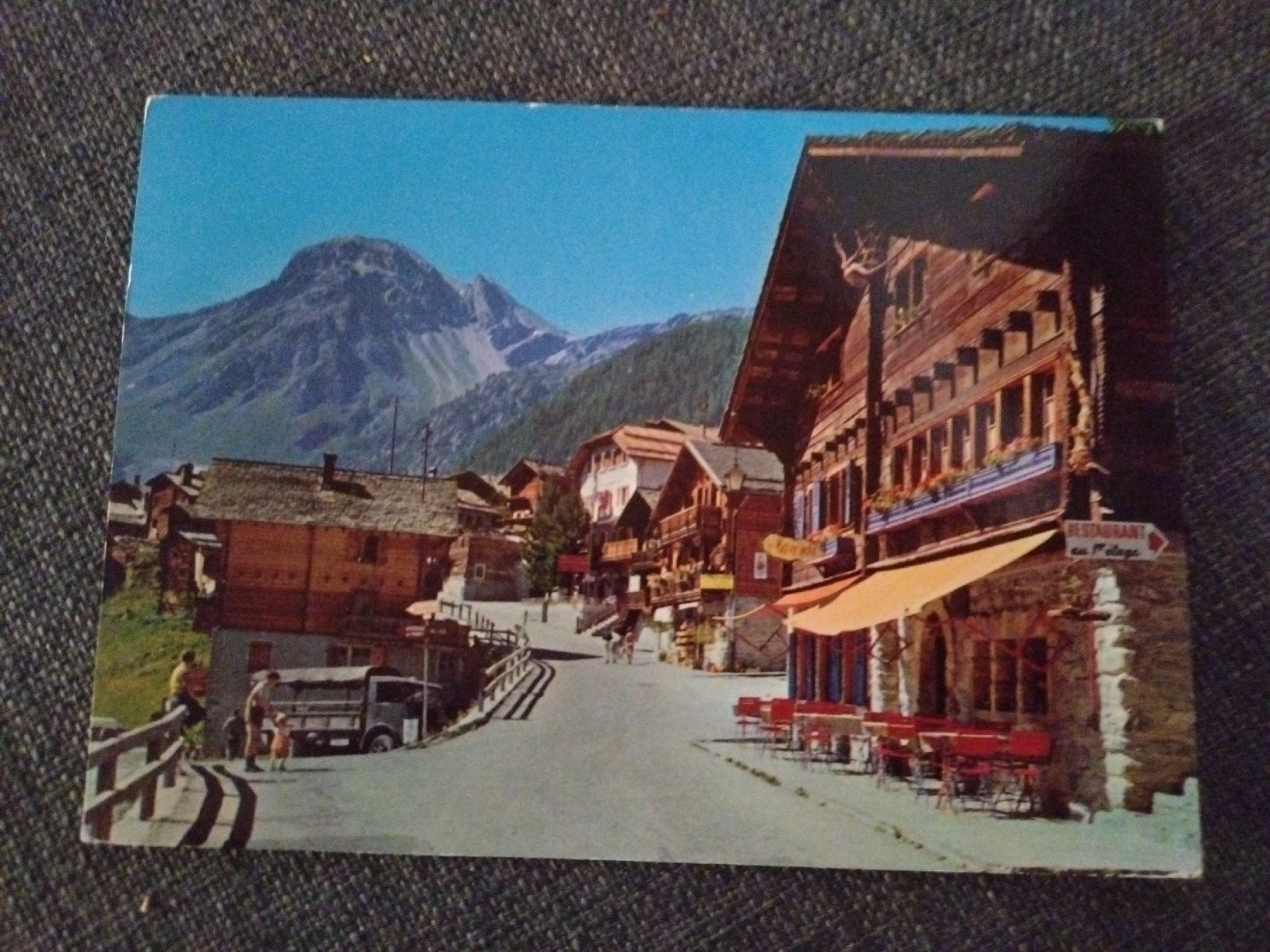 Cartes postales: Grimentz village (66?) – D'occasion à Farvagny-le-Grand par LaCaverne
