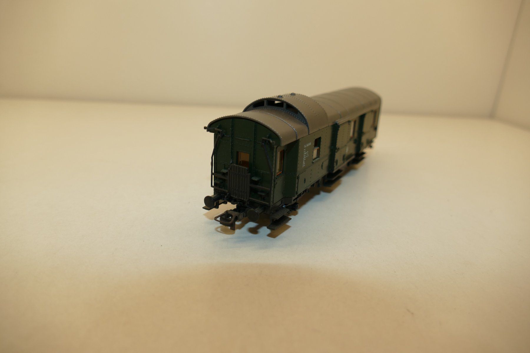 Roco Modellini di ferrovie: Roco H0: DB Gepäckwagen Typ Pwi – Nuovo e nell'imballaggio originale da Niederhasli venduto da rail-duerst 2