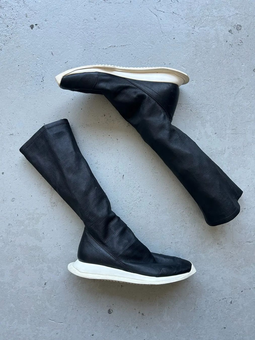 Scarpe da uomo: Rick Owens Oblique Runner Stretch Sock Sneaker/Boots – Usato da Basel venduto da kristaln
