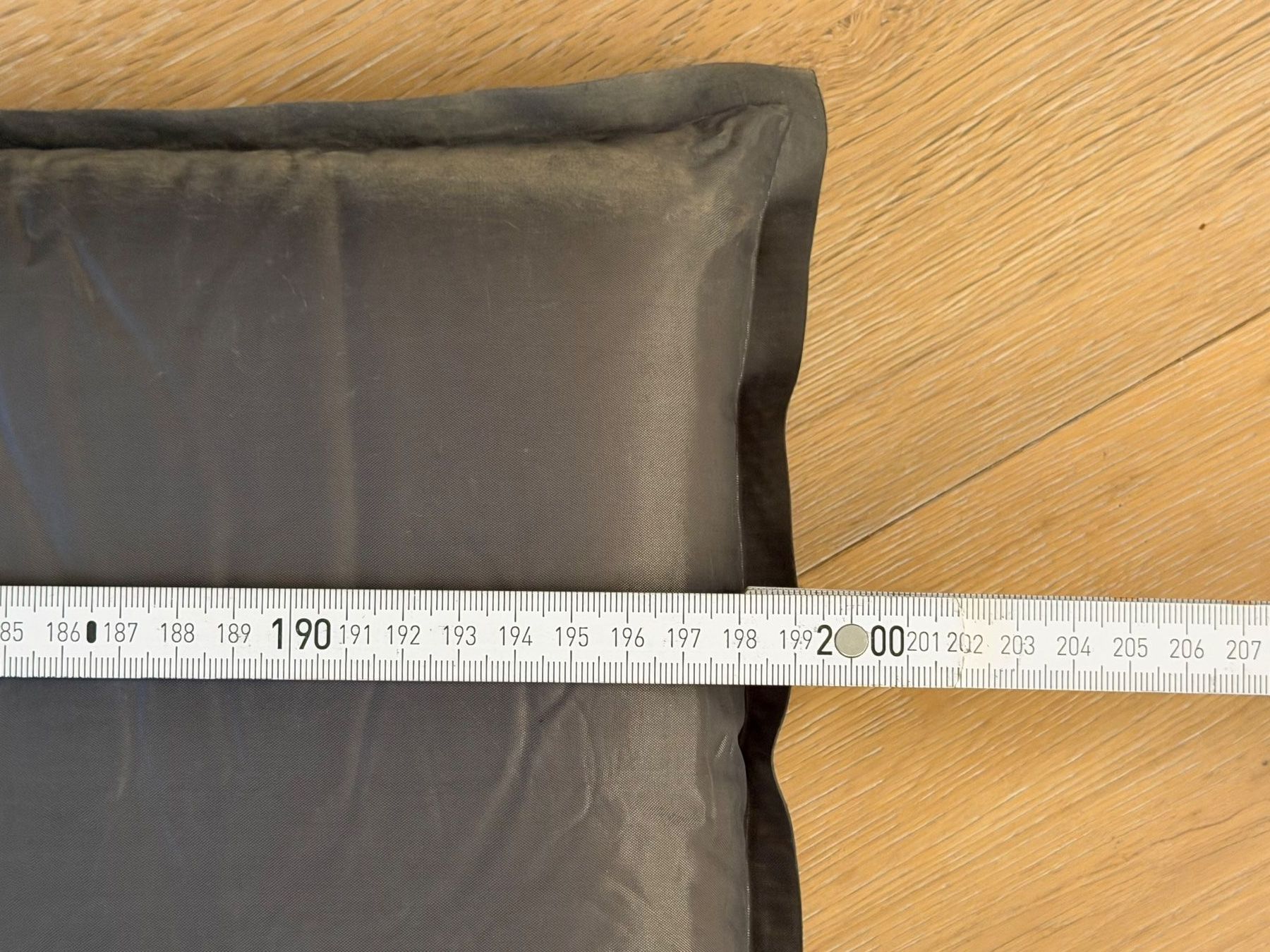 Bodenmatten: Selbstaufblasbare Isoliermatte grau inklusive Packbeutel – Gebraucht aus Jona von ckarthaus 6